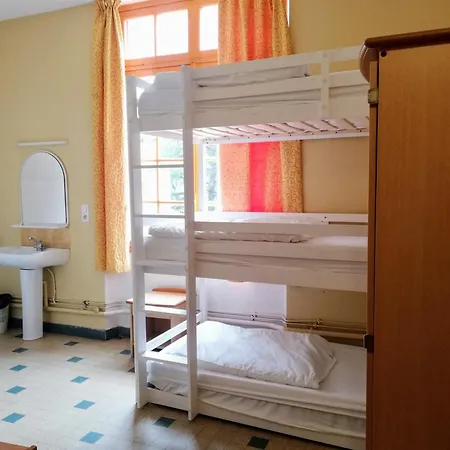 بيت شباب Santa Maria كان
