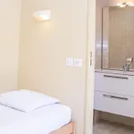 Santa Maria Hostel *