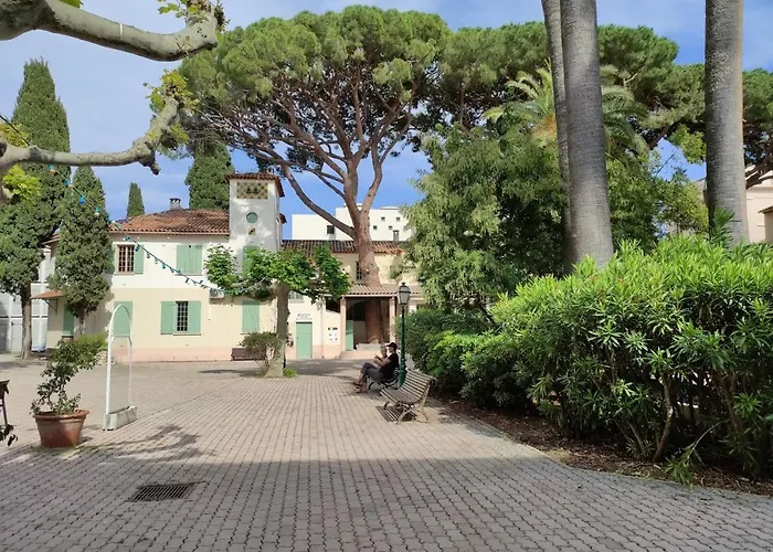 Santa Maria Hostel